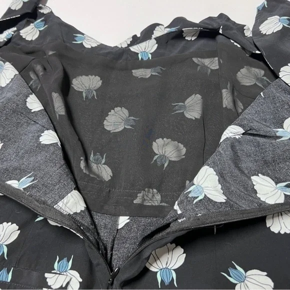 LOFT Lotus Floral Blue Jumpsuit Ruffle Sleeves Wide Leg Pockets Blogger Fav 4 - Picture 9 of 13